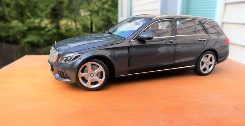 Illustration for article titled 1/18 Mercedes Benz S205 C-Class WagonÂ